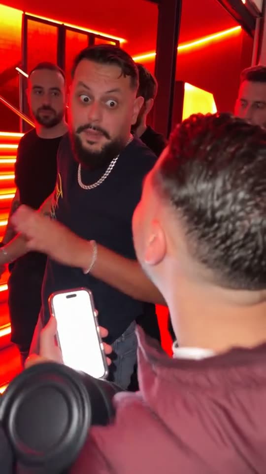 Original trend clip